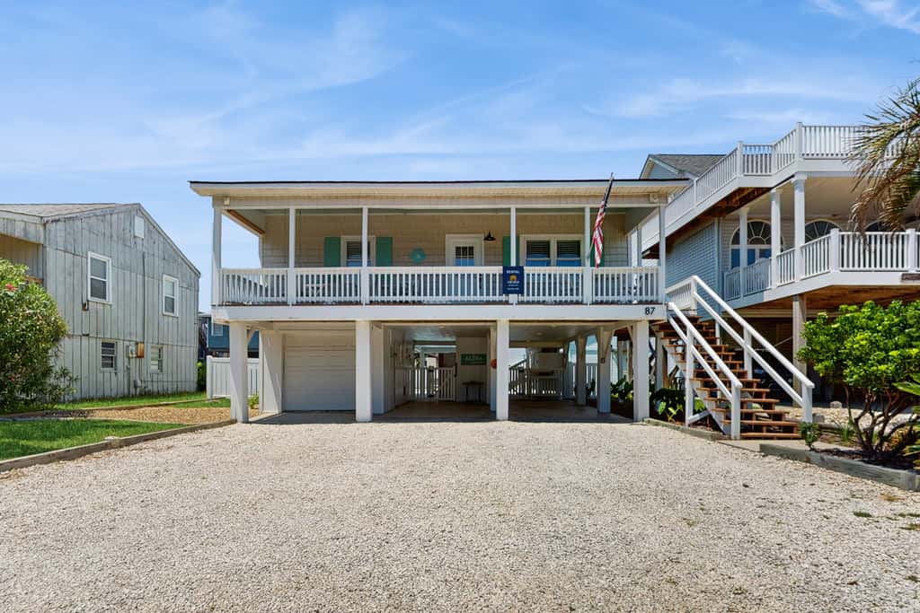 OIB86 The Beach House