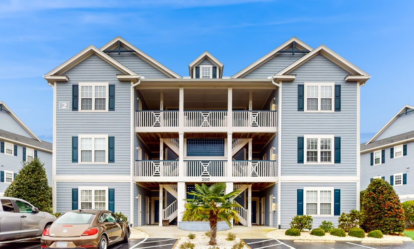 Mystic Marina A&B: Spacious condo with marina & Intercoastal views, screened-in balconies, W/D & AC