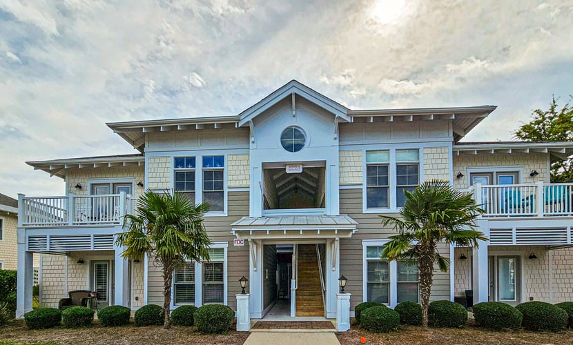 Linger Longer: St. James property - close to local beach attractions