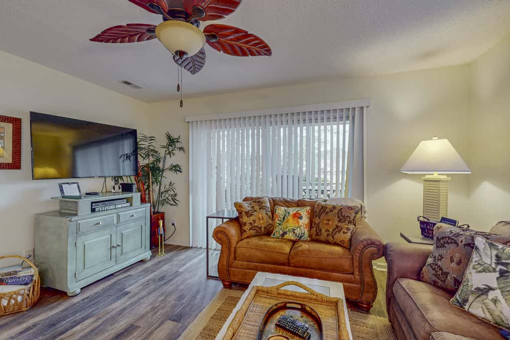 STJ22A  Villa On The Green -  Partial Condo