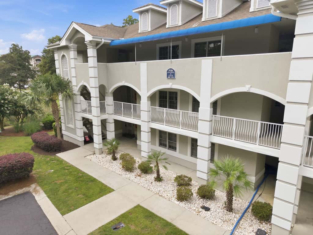SB05 Blue Heron Hideaway