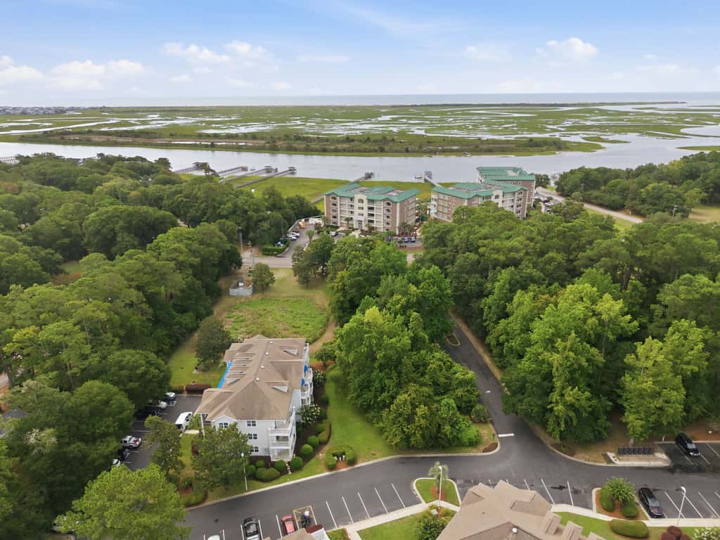 SB05 Blue Heron Hideaway
