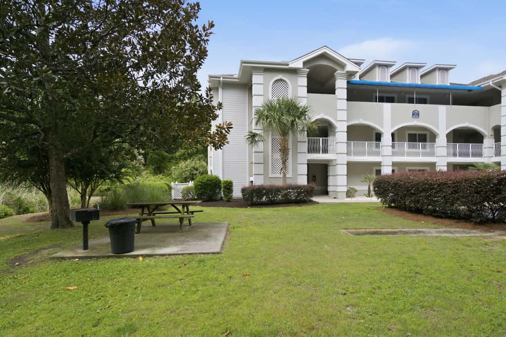 SB05 Blue Heron Hideaway