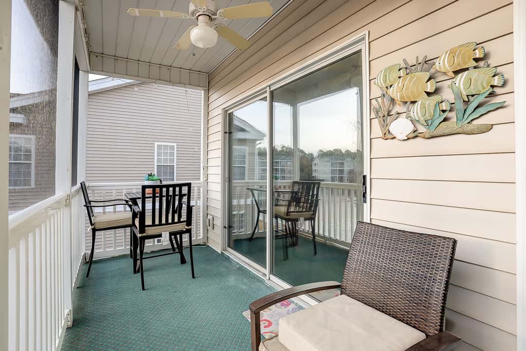 SB28 Coral Hideaway