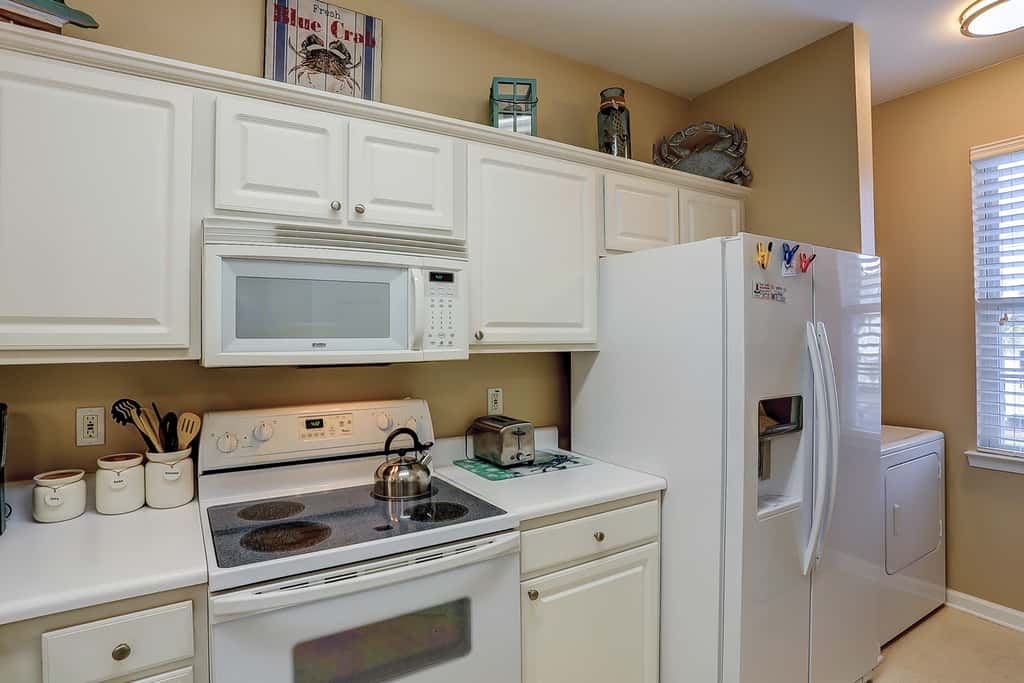 SB28 Coral Hideaway