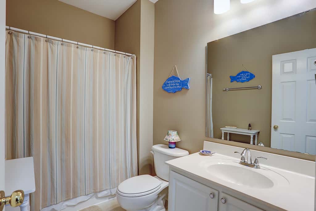 SB28 Coral Hideaway