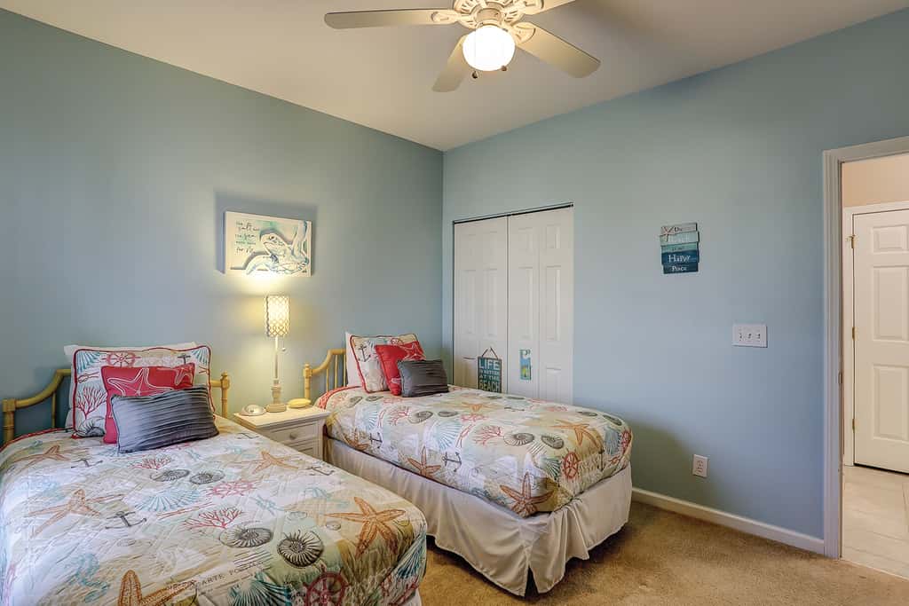 SB28 Coral Hideaway