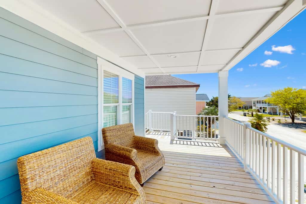 Seabirds: Ocean-view home near beach with private pool, outdoor shower, & elevator