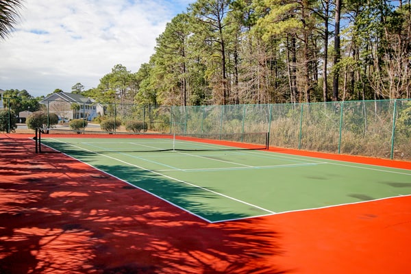 Chasing Sunsets: Waterfront condo with pool, tennis, bikes & lagoon/golf views - near the beach