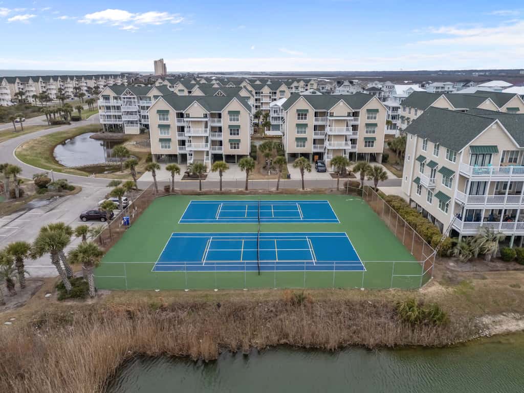 OIB02 West End Isle Retreat
