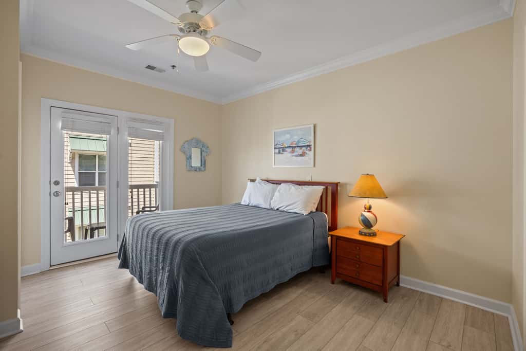 OIB02 West End Isle Retreat