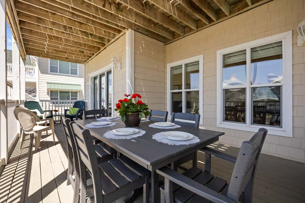 OIB02 West End Isle Retreat
