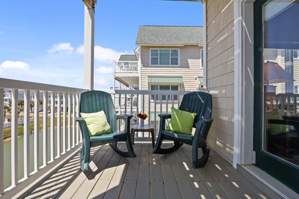 OIB02 West End Isle Retreat
