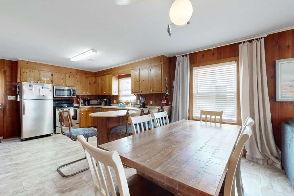Dog-Friendly House Just Steps From Beach w/Free WiFi, Central AC, W/D, Patio
