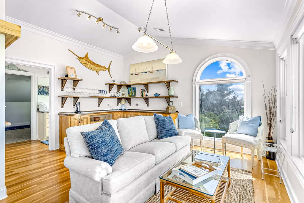 HB281 Sunset Villa