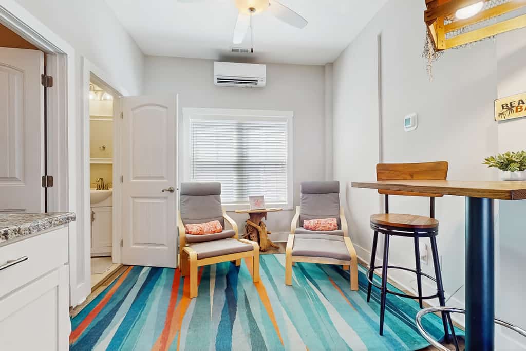 Sea N Red - Lower :1st-floor apt near the beach with kitchenette, patio, & electric vehicle charger