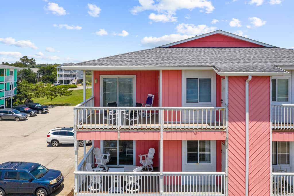 HB242 Captain's Villa 6-B