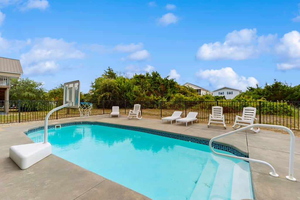 Our Piece of Heaven: Charming Coastal Home with private pool, Ocean Views, & Short Walk to the beach