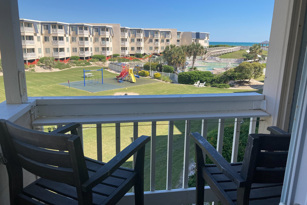 ABPAB128 A Place At The Beach 207