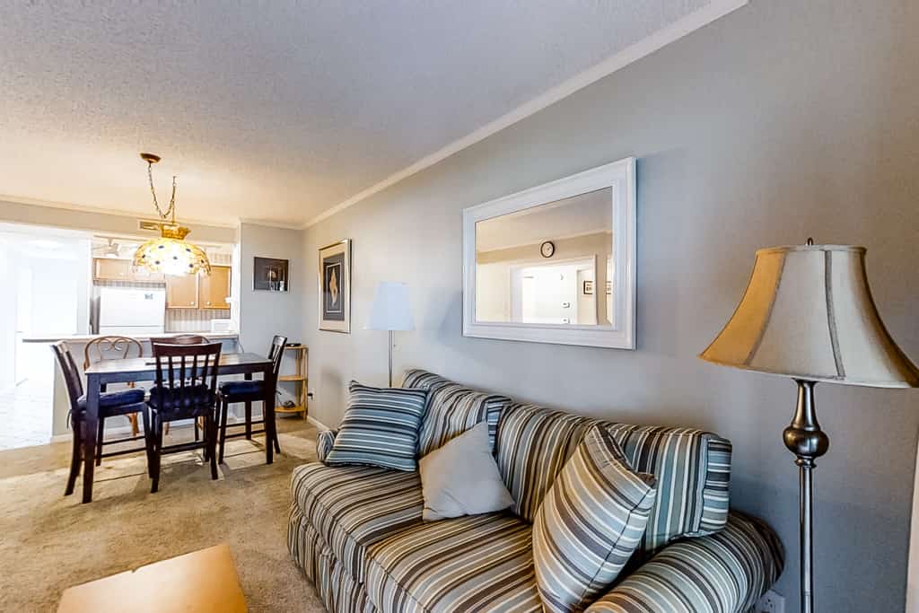 First-Floor Condo in Soundside Complex with WiFi, W/D & Shared Pools/Gym/Tennis