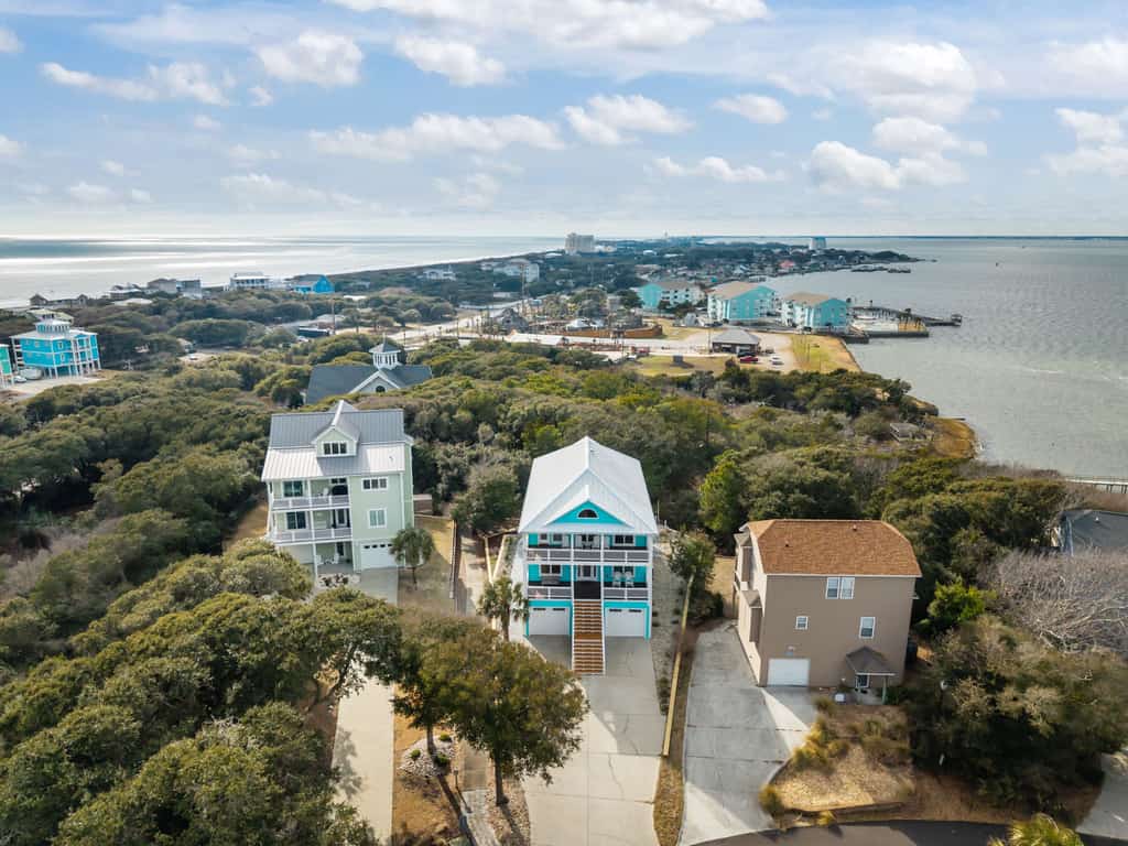 Sound view home with large deck and close proximity to the beach