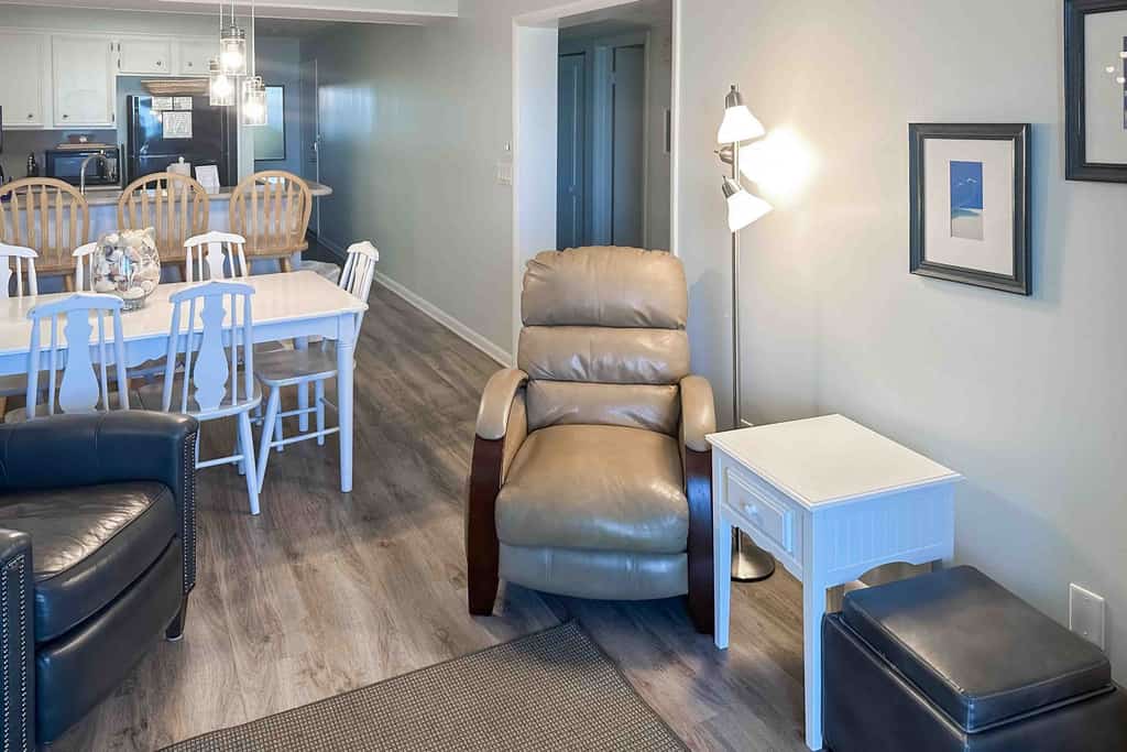 Second-Floor Condo in Oceanfront Location w/Shared Pool, Free WiFi, Water Views