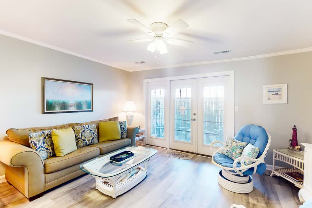 PKT11 A Step from the Beach