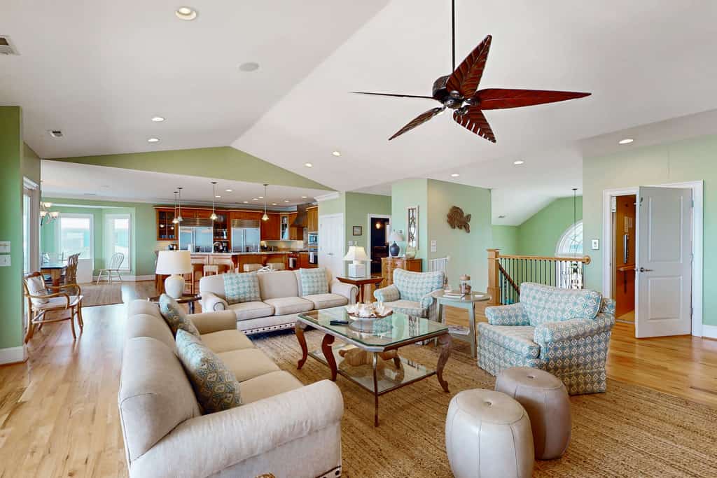 Oceanfront home with direct beach access and movie room