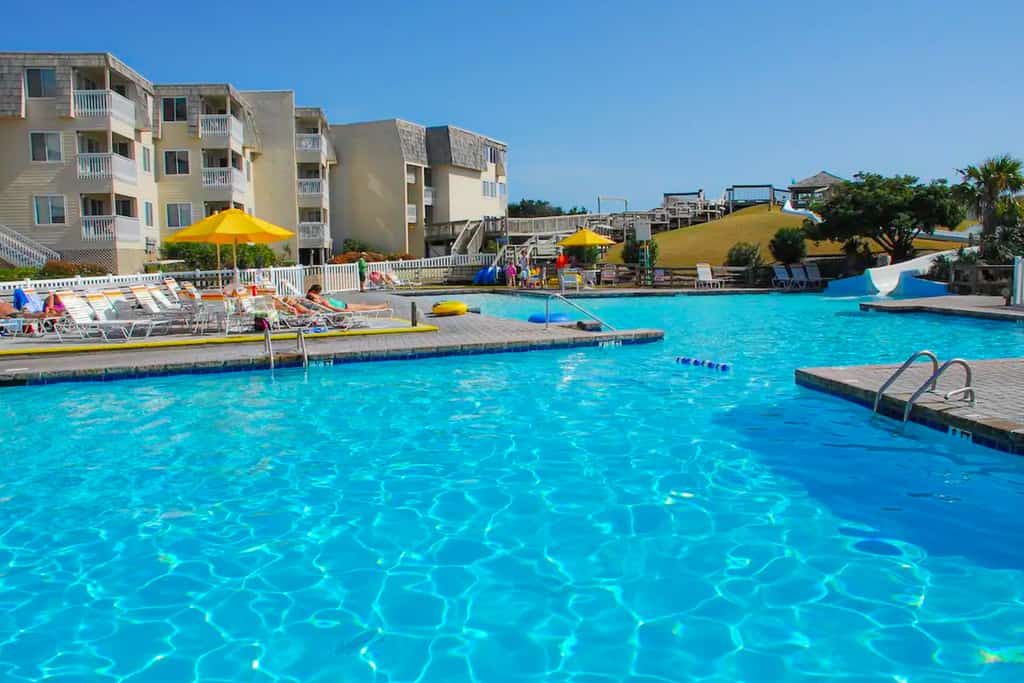 Third-Floor Ocean-View Condo Overlooking Courtyard w/Private Balcony, Free WiFi