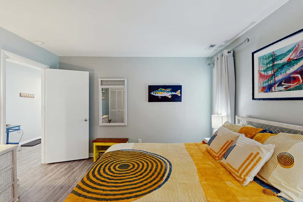 IBCS02 Colony by the Sea #201
