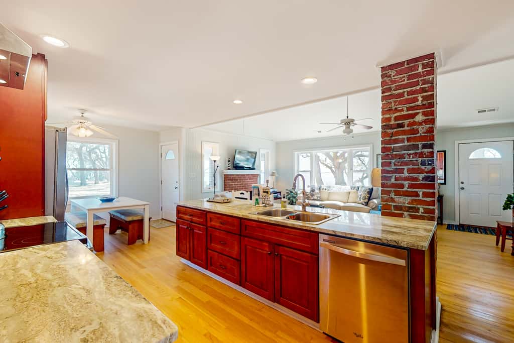 MC03 White Oak