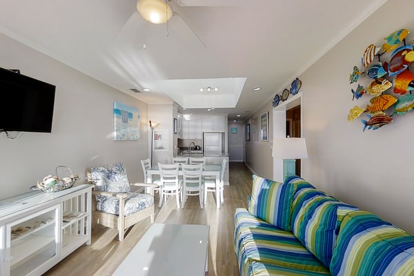 3rd-Floor Beachfront Condo w/Excellent Views, Balcony, Shared Outdoor Pool