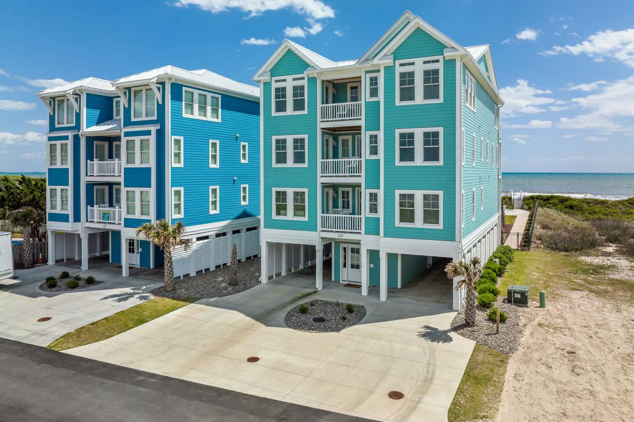 AB147 Poseidon | 8 Bed Atlantic Beach, NC House | Vacasa