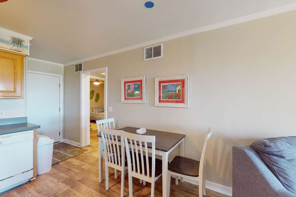 Oceanview condo with outdoor pool and private beach access