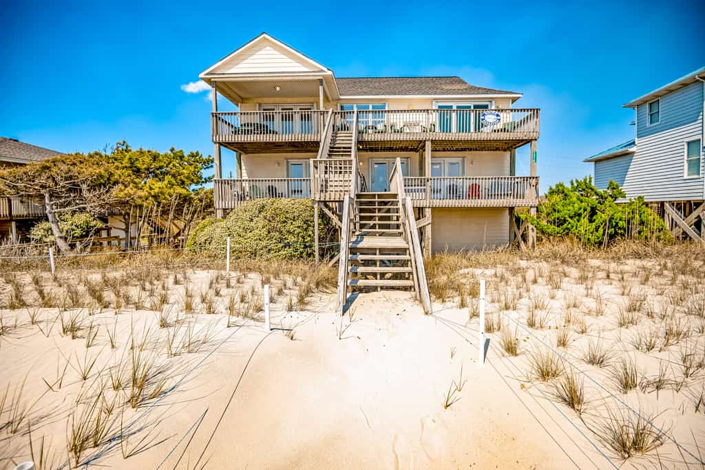 Oceanfront home with direct beach access - game room, private interior elevator