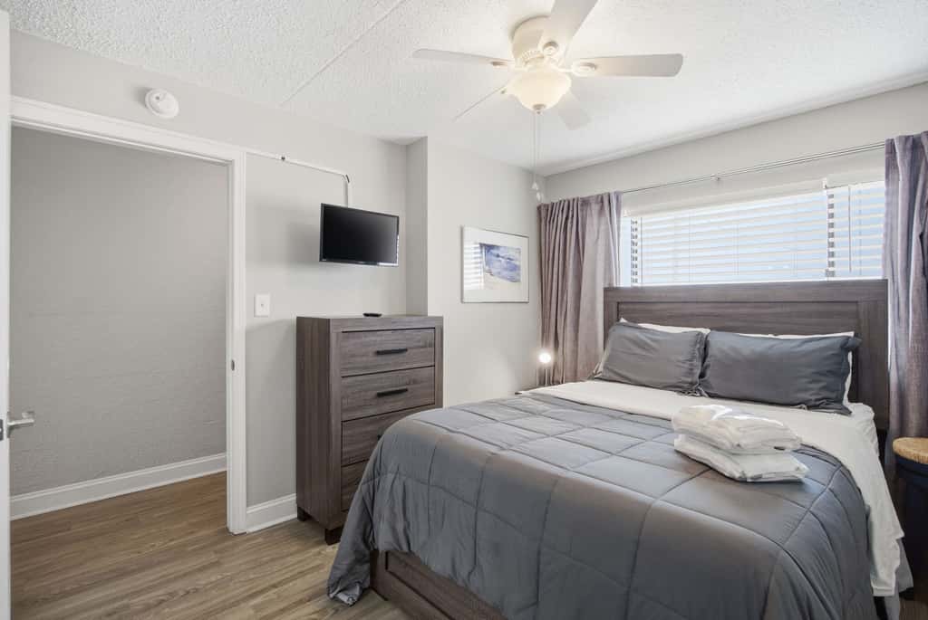 CB23 Beach Haven