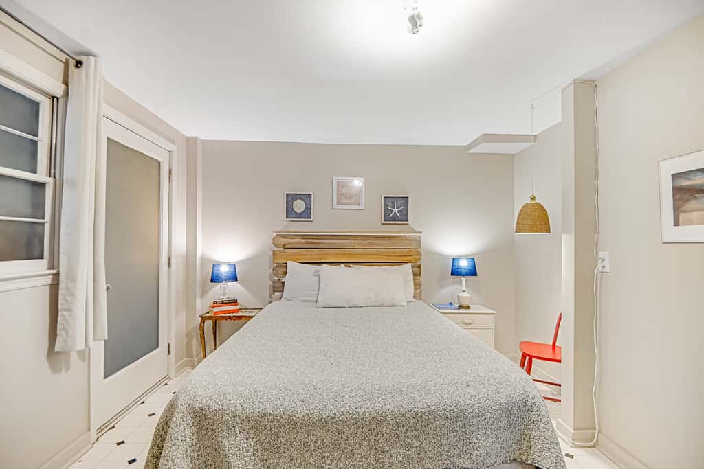 TB208C Bland's Landing