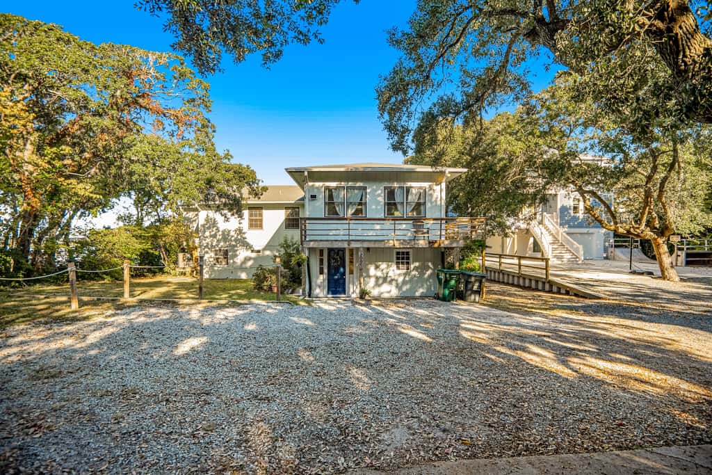 TB208C Bland's Landing