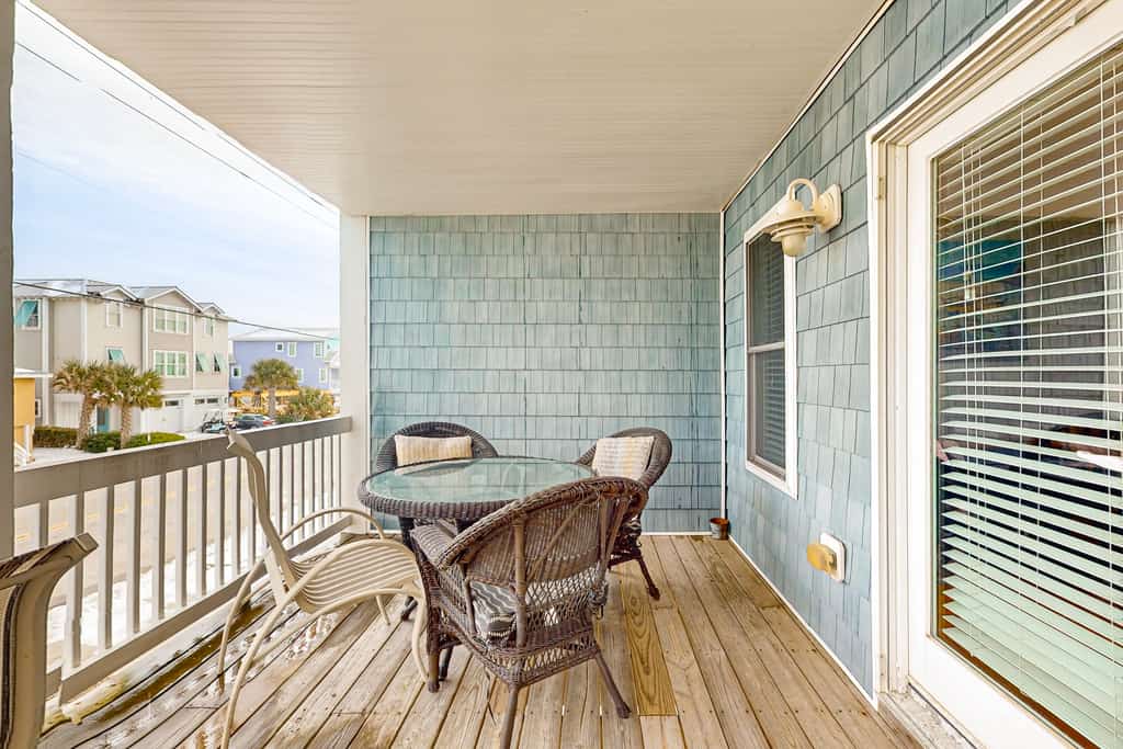 Oceanview Home with private pool and close beach access