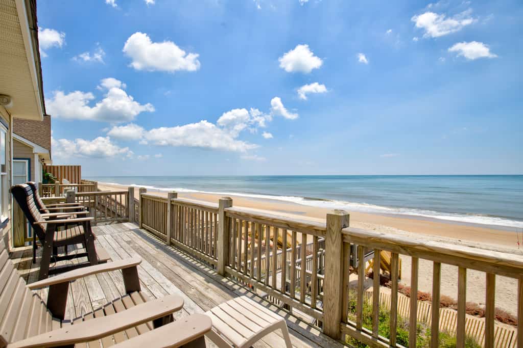 Beachfront duplex with beach access, ocean views, air hockey, washer/dryer, AC