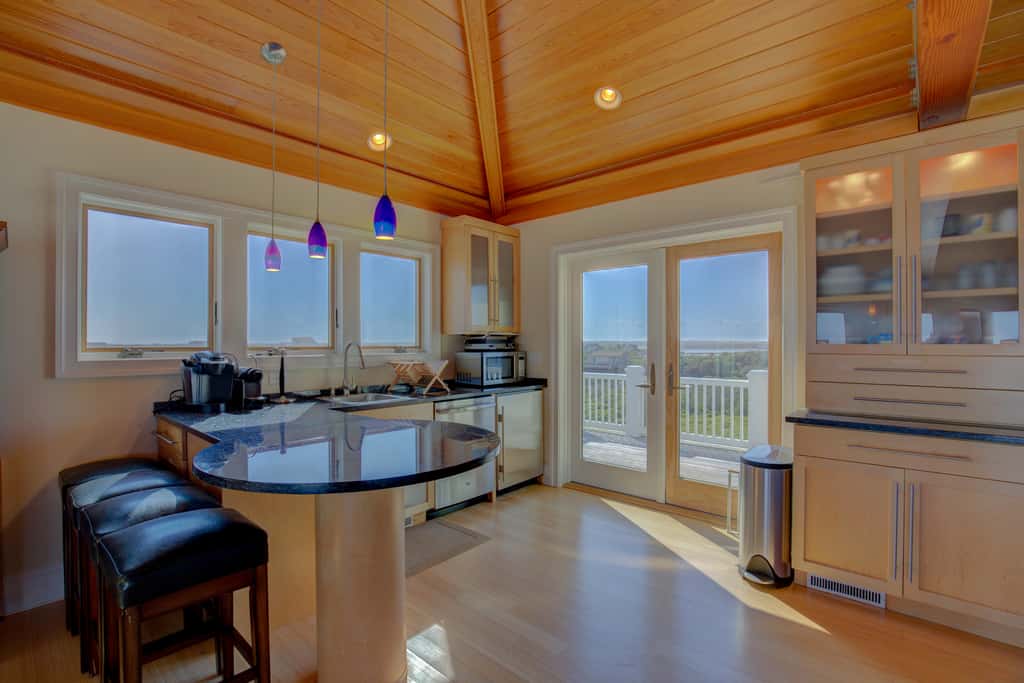 NTB2780 Oceanfront Acropolis