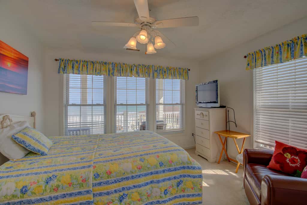 NTB2780 Oceanfront Acropolis