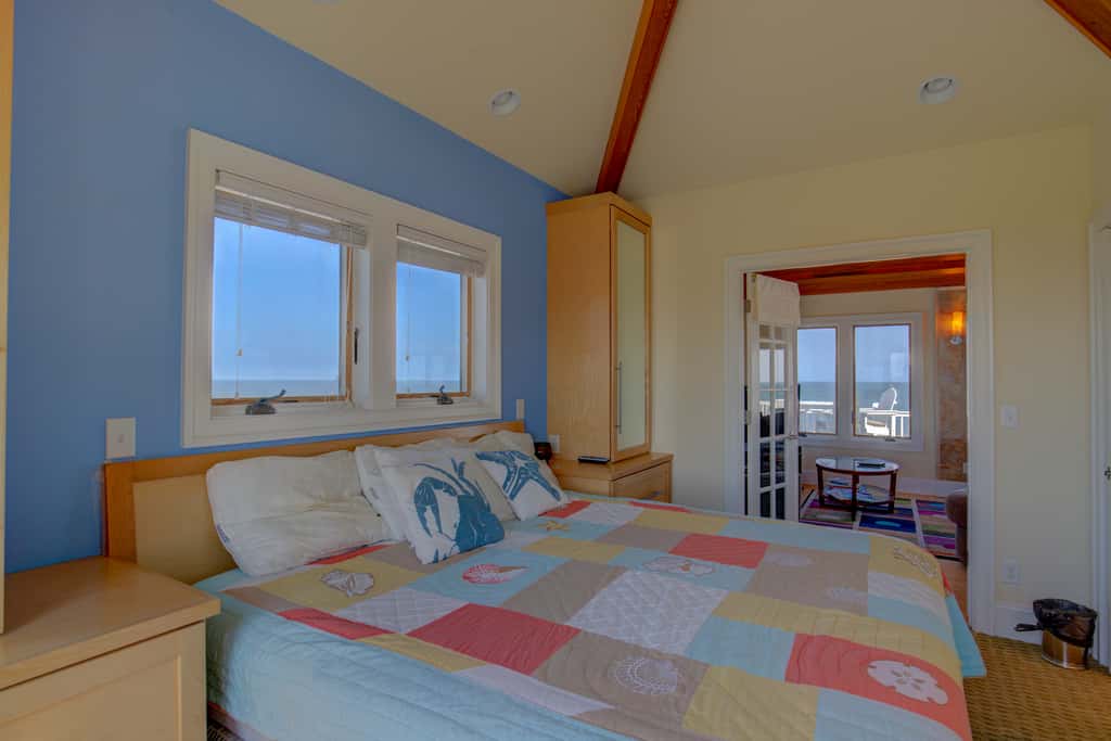 NTB2780 Oceanfront Acropolis