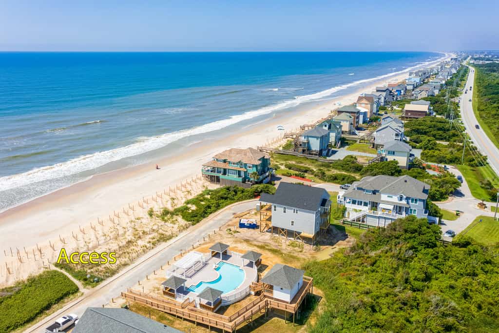 Beachfront home with pool, private hot tub, beach access & lovely views
