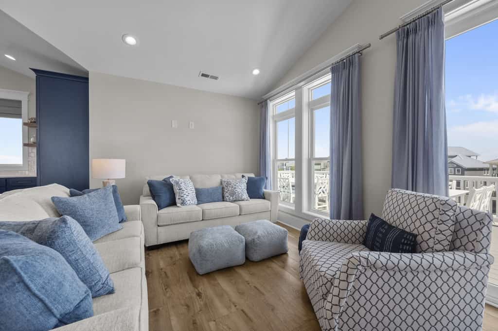 Oceanview Home with private pool and close beach access