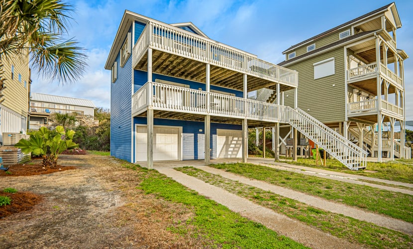 Dog-Friendly Second Row Getaway with Ocean Views & Spacious Decks in Surf City