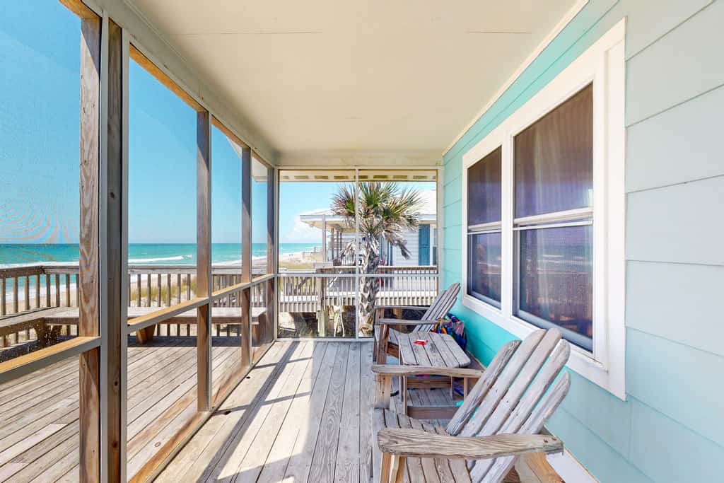 Dog-Friendly Oceanfront Cottage with Private Beach Access, Screened Porch & Spacious Deck