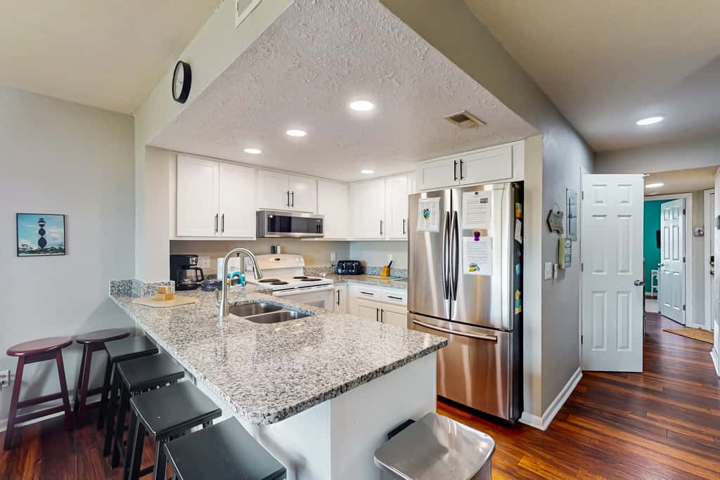 SCSC721 Surf Condo 721 - Beach Nut