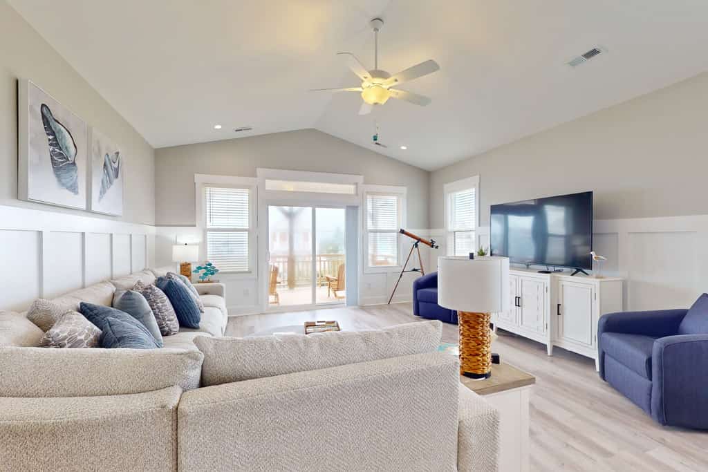 Oceanview home in Surf City just across the street from the beach