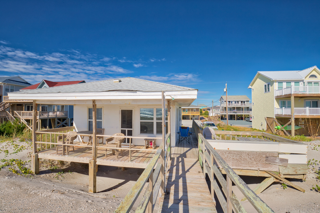 TB1419 Gresham - Topsail Beach